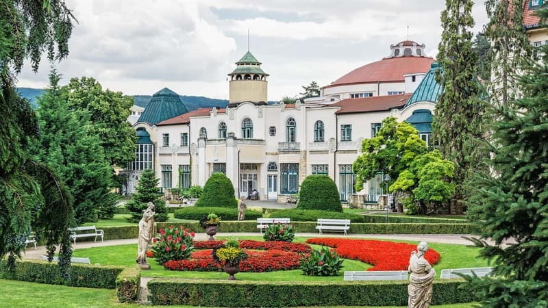 Bratislava/Slovakia: Trencin Castle, Piestany Spa, Monastery - Who should book this tour?