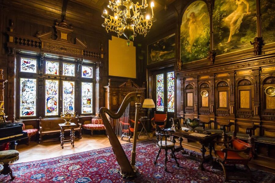 Bucharest: Day Trip to Dracula Castle, Peles Castle & Brașov - Key points at a glance