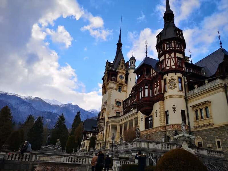 Bucharest: Dracula’s Castle, Peles & Brasov - Private Tour - Who should book this private castle tour