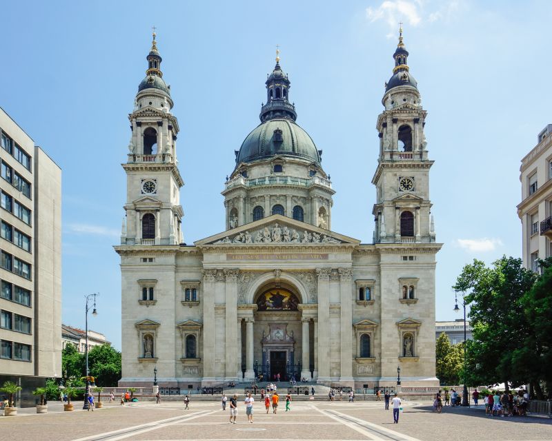 Budapest: 3-hour City Tour with Castle Walk + 1-hour Cruise - Guides can shape the whole experience