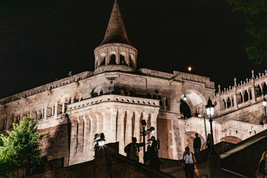 Budapest: Buda Castle District Vampires and Myths Night Tour - Key points to know before booking