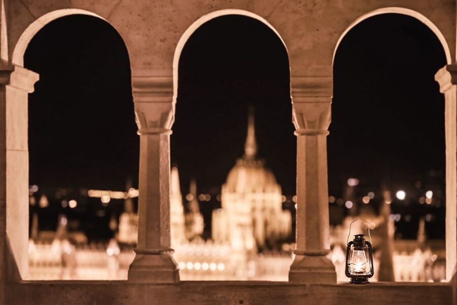 Budapest: Buda Castle District Vampires and Myths Night Tour - Prince Eugene, King Matthias, and the medieval setting
