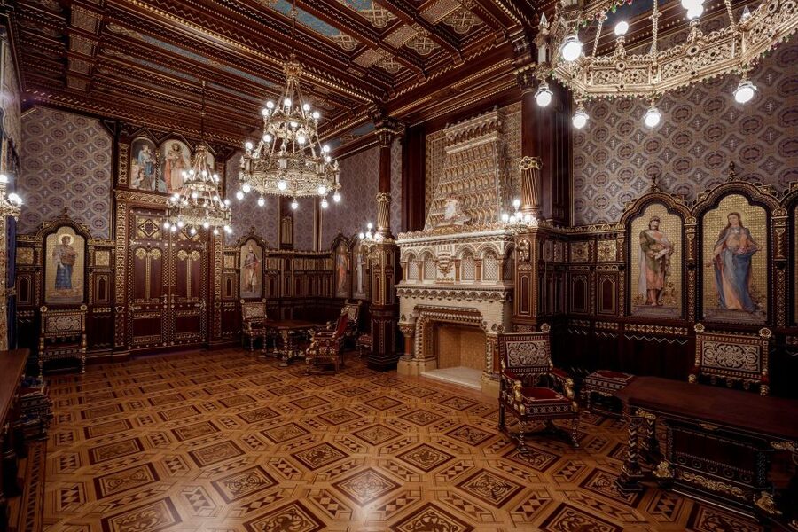 Budapest: Buda Castle Walk with Saint Stephen's Hall - Key points to know before you book