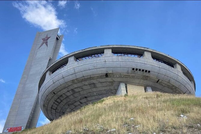 Buzludzha Monument and Tsarevets Fortress in Bulgaria Private - A private guide makes the difference