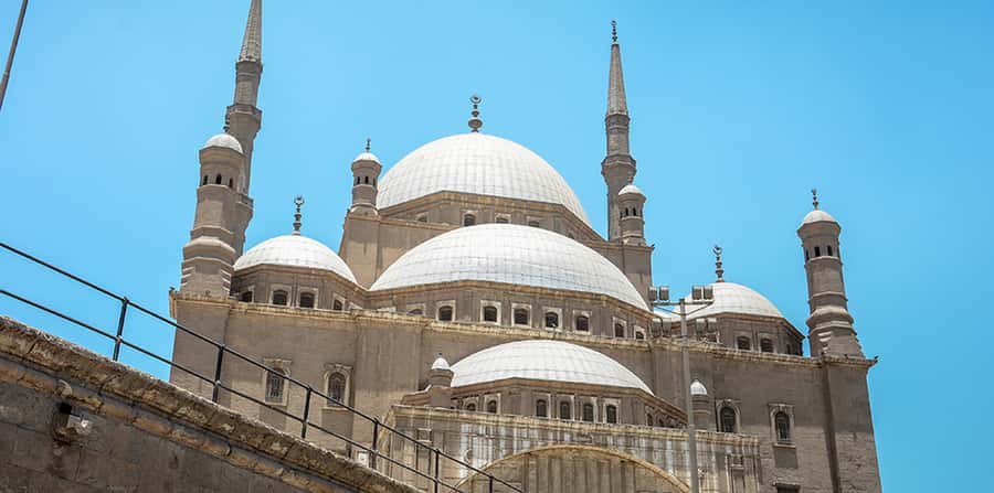 Cairo: Egyptian Museum, Citadel, and Old Cairo Guided Tour - Old Cairo: churches, a synagogue, and narrow lanes
