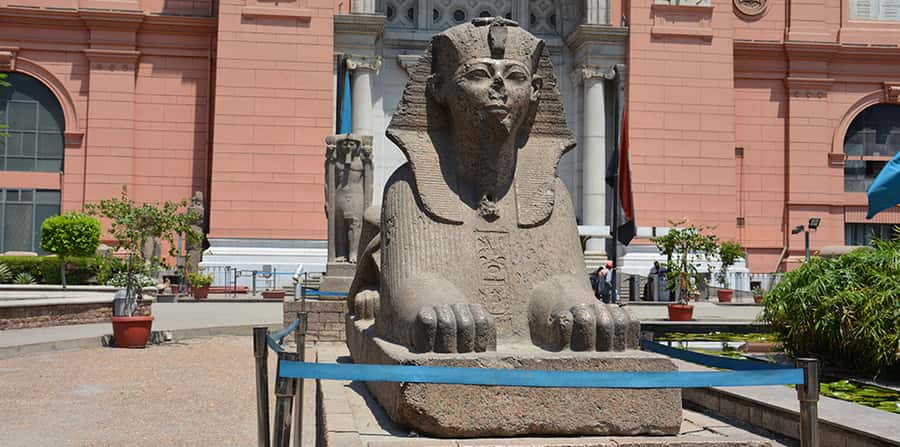 Cairo: Egyptian Museum, Citadel, and Old Cairo Guided Tour - Khan el-Khalili, shopping stops, and optional extras