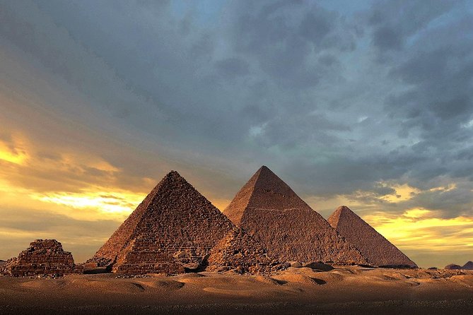 Cairo Stopover Tour to Giza Pyramids Egyptian Museum Citadel & Bazaar - Two hours at the Egyptian Museum