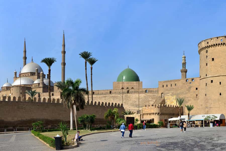 Cairo Tour To Egyptian Museum, Citadel & Khan Khalili Bazaar - One hour in Khan Khalili’s old lanes
