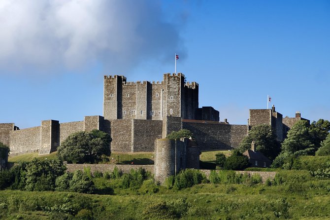 Canterbury Cathedral, Dover Castle & White Cliffs Guided Day Tour from London - How much guiding should you expect?