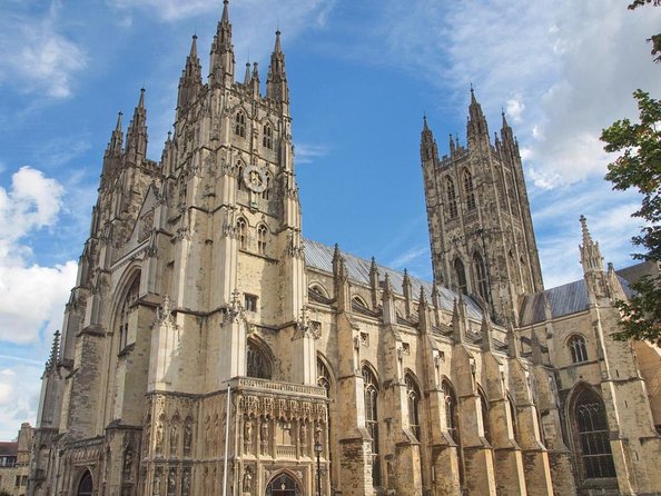 Canterbury Cathedral, Leeds Castle and Dover Castle Private Tour - Three Kent landmarks in one demanding day