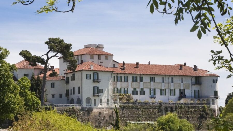 Caravino: Masino Castle Entry Ticket - From defensive stronghold to refined family residence