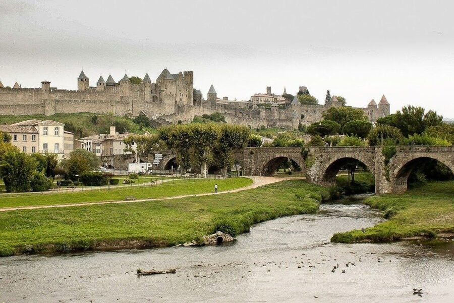 Carcassonne: Private Guided Tour of the Medieval Fortress - Why a Private Visit Makes Carcassonne Easier to Read