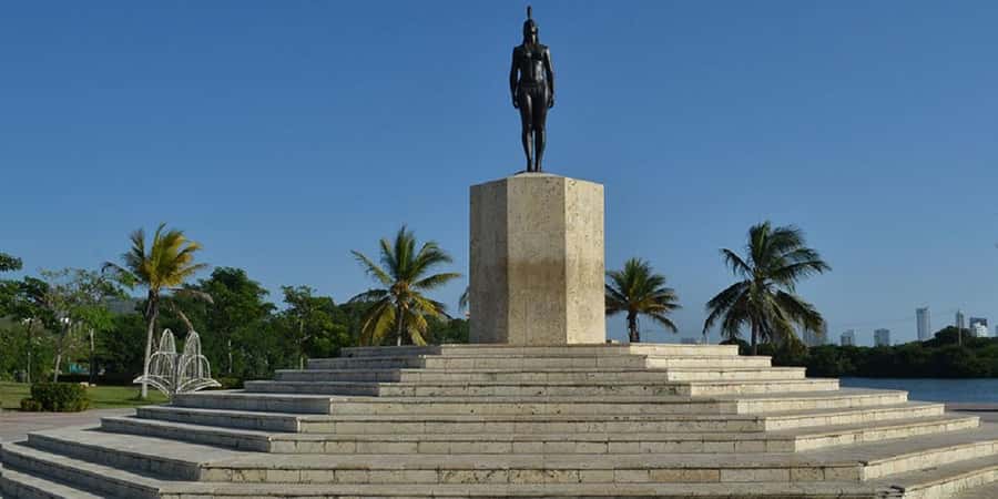 Cartagena: CITY TOUR IN ENGLISH, Old city, Monuments, Castle - Cartagena’s letters and the city’s photo stops