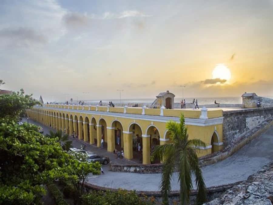 Cartagena: CITY TOUR OVERVIEW of the city Boots castle chiva - Who should book this Chiva city tour?