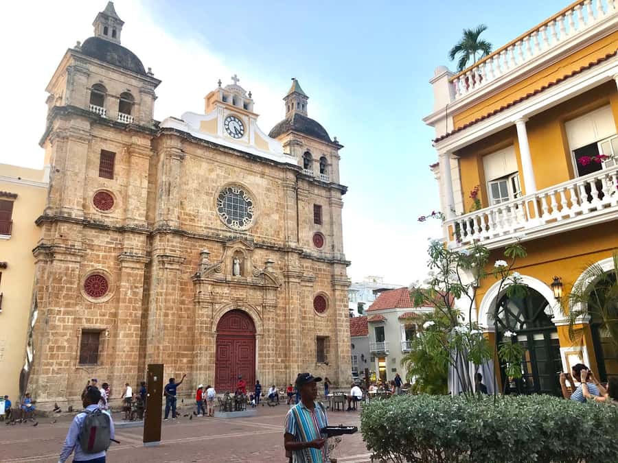 Cartagena City Tour with San Felipe Castle & Old Town Walk - Key points to know before you book