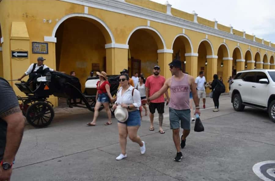 Cartagena: Panoramic City Tour, Monuments, Walls, Castle - Key points to know before booking
