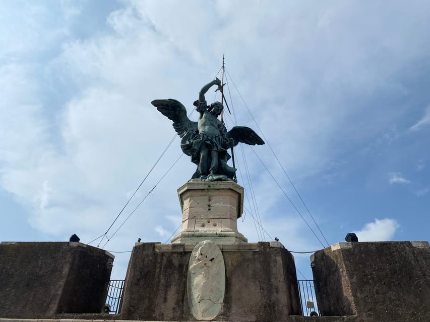 Castel Sant' Angelo: The most famous Fortress of Rome - The Spiral Staircase and changing levels