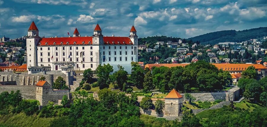 Castles, Čičmany & Bratislava - Beckov combines a cliff view with lunch