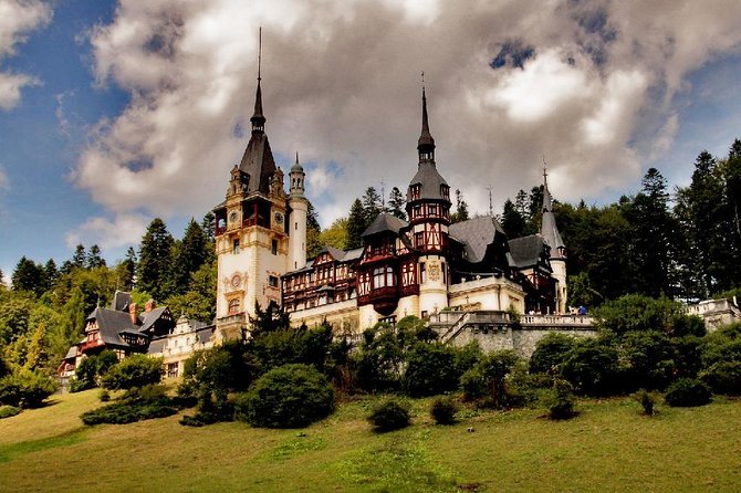 Castles of Transylvania: Private Day Trip from Bucharest - Brasov old town: the most relaxed part of the route