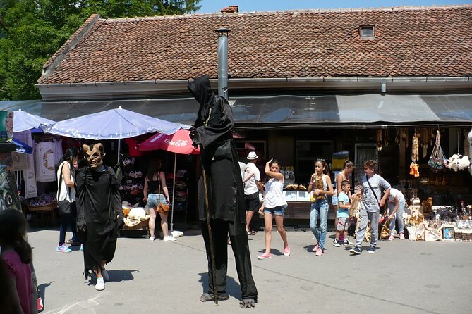 Castles Private Tour Peles - Bran - Rasnov from Brasov - What the private format is really worth