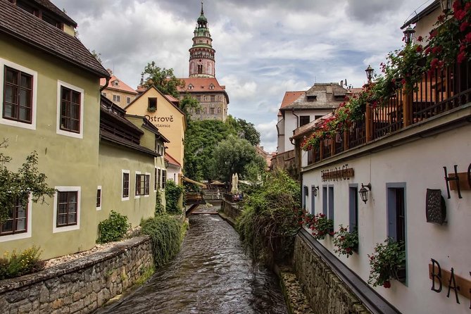 Cesky Krumlov Private day trip from Prague with Lunch and Castle admission - Key points to know before booking