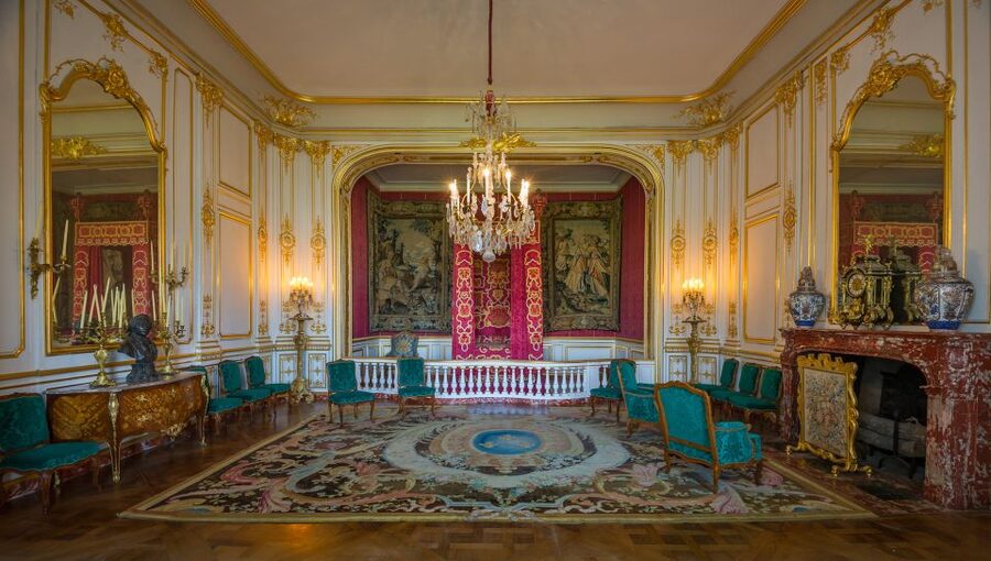 Chambord: Entry Ticket to the Castle - More than 60 rooms, exhibitions, and a 20-minute film