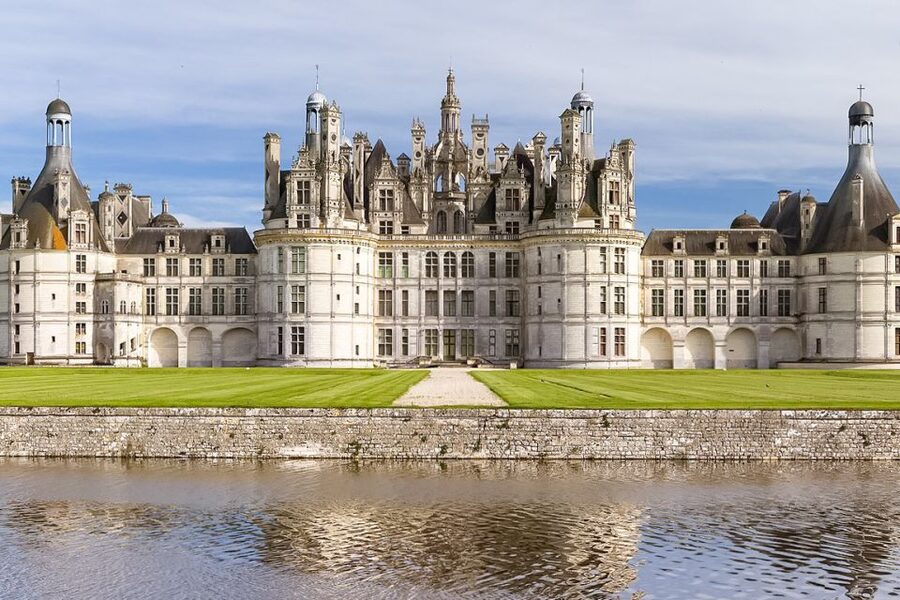 Chambord: Private Guided Tour of the Castle + Reserved Entry - Timing, flexibility, and cancellation