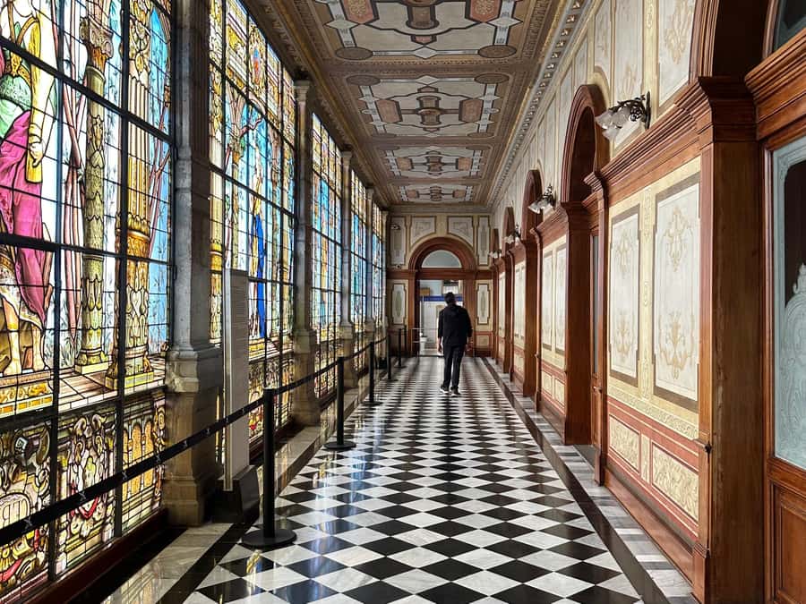 Chapultepec Castle: Private tour with local guide, tickets included - The Niños Héroes and the defense of Chapultepec
