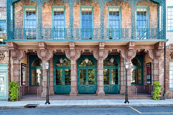 Charleston historical walking tour with a Professor of History at The Citadel - Starting at Mills House on Meeting Street