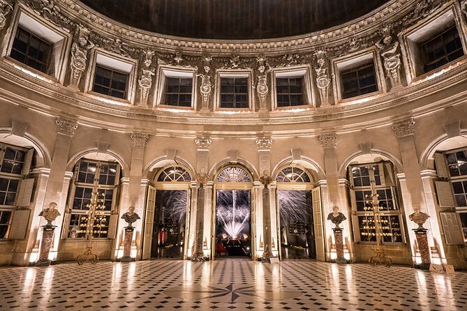 Chateau of Fontainebleau and Vaux le Vicomte 9-Hour Private Tour - Starting from Paris with a private driver