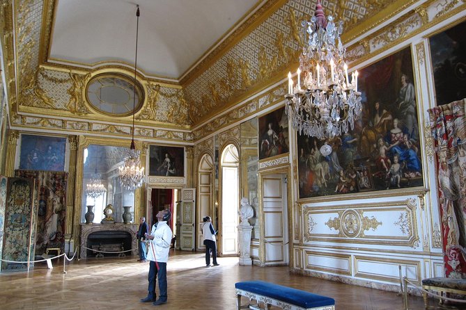 Château of Versailles and Marie Antoinette's Petit Trianon Private Tour - Petit Trianon and Marie Antoinette’s private world