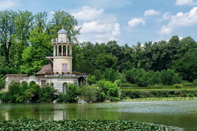 Château of Versailles and Marie Antoinette's Petit Trianon Private Tour - Meeting at Versailles or arranging Paris pickup