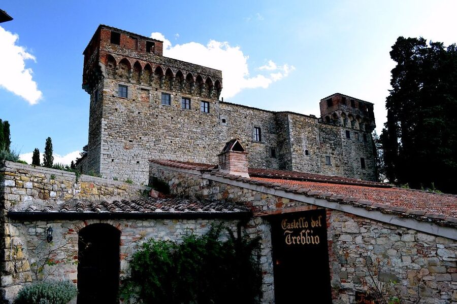 Chianti Rufina: Wine Tour in Castle & Historical Villa - Why this Chianti day trip works