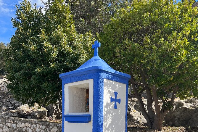 Chocolate Factory and Guadalest Castle - Guadalest’s old town in 90 minutes