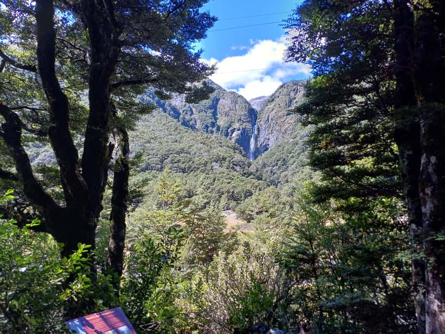 Christchurch: Arthur's Pass & Castle Hill Scenic Day Tour - Crossing Porters Pass and entering Arthur’s Pass