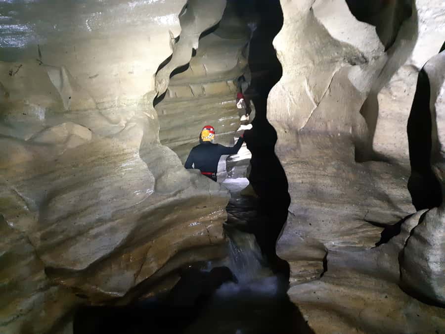 Christchurch: Caving & Optional Castle Hill Tour - Who should book the Cave Stream and Castle Hill tour?