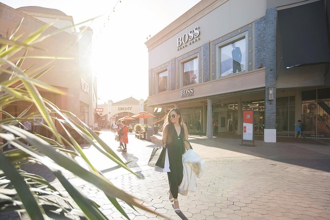 Citadel Outlets Transfer from Anaheim with VIP Lounge, storage & LAX Drop-Off - The VIP Lounge is the real comfort feature