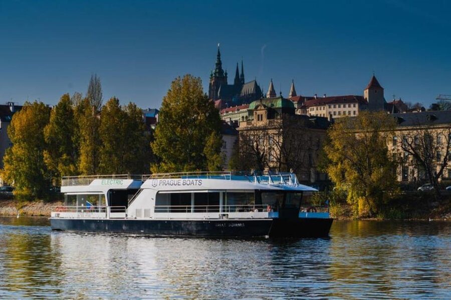 City Sightseeing Prague HOHO Bus, Castle Tour + River Cruise - Start at Republic Square or the Main Train Station