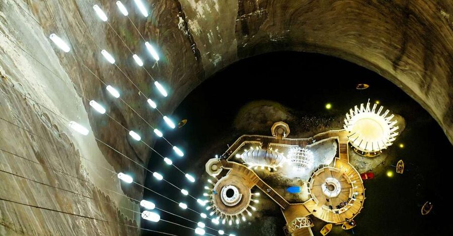Cluj-Napoca: Turda Salt Mine & Alba Carolina Fortress Tour - Two very different sides of Transylvania in one day
