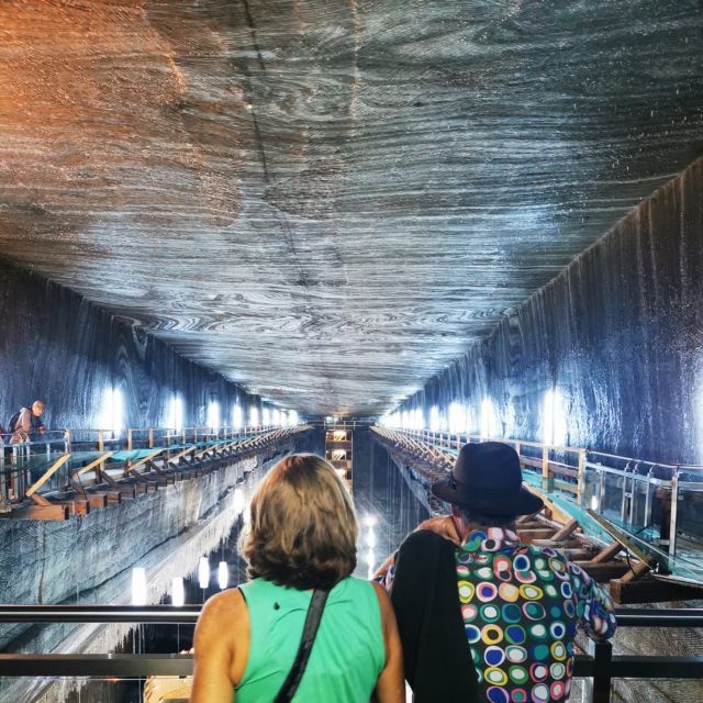 Cluj: Turda Salt Mine, Corvin Castle, Alba Carolina Tour - Comfort, walking, and what to bring