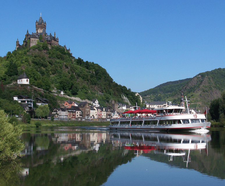 Cochem, Moselle: Castle, boat and wine tour - Starting above town at Reichsburg Cochem