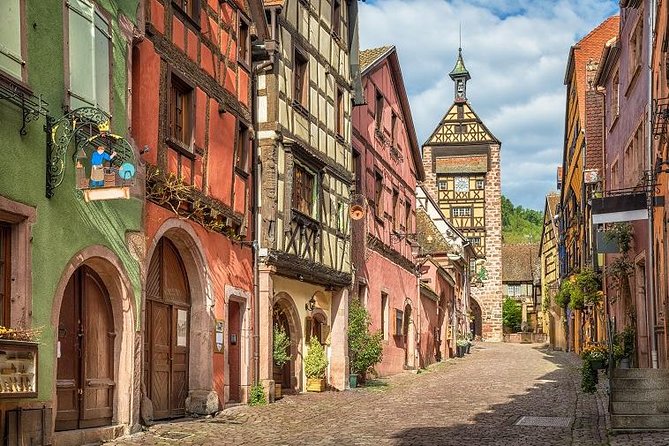 Colmar, Medieval Village & Castle Small Group from Strasbourg - Eguisheim: the stop most likely to change