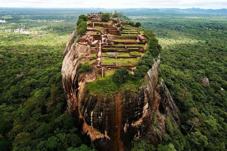 Colombo: Sigiriya Rock Fortress & Dambulla Cave Temple Tour - Climbing Sigiriya Lion Rock
