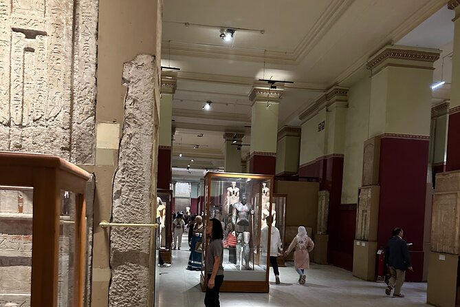Comfort experience To Saladin castle, bazaar, old Cairo & museum - The first thing to settle: Cairo or Giza?