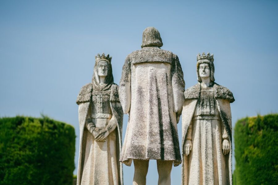 Cordoba: Alcazar of Christian Monarchs 1–Hour Guided Tour - The baths of Doña Leonor de Guzman
