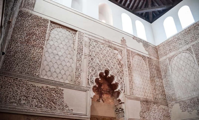 Córdoba: Jewish Quarter, Mosque, and Alcázar Tour - Pace, comfort, and small practical matters