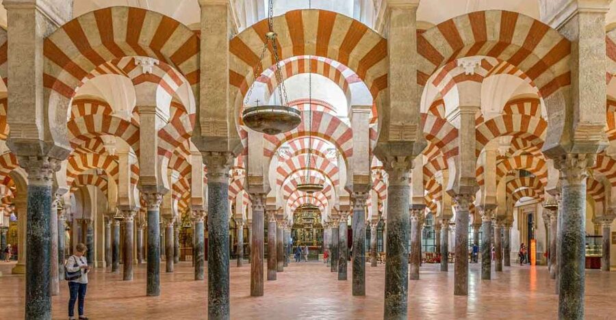 Córdoba: Mosque and Alcazar Private Tour with tickets - Key points at a glance