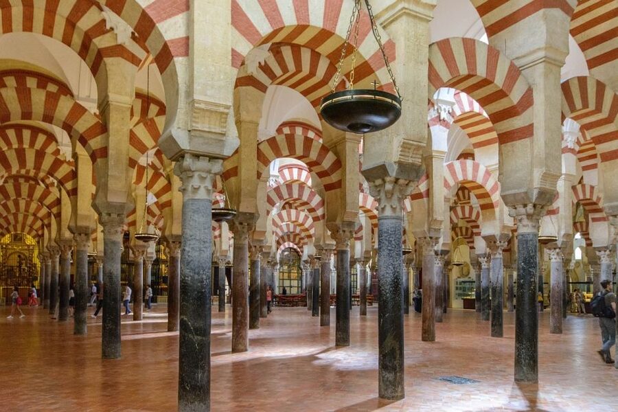 Córdoba: Mosque-Cathedral and Alcazar Tour - Is $52 good value?