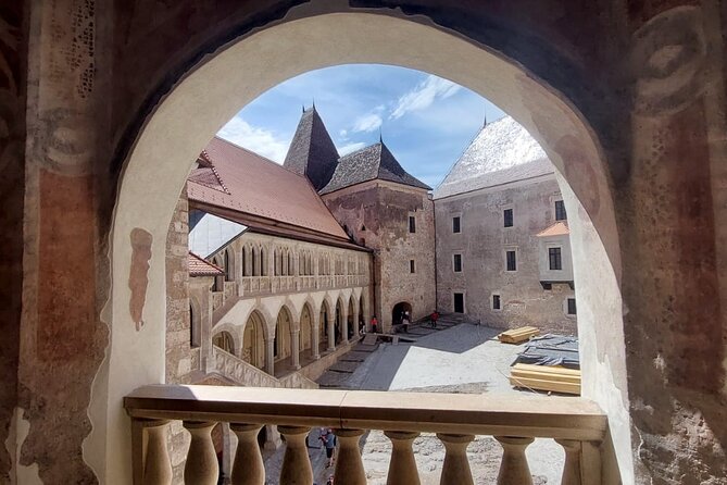 Corvinilor Castle and Sibiu optional Sighisoara from Brasov - Booking details worth keeping in mind
