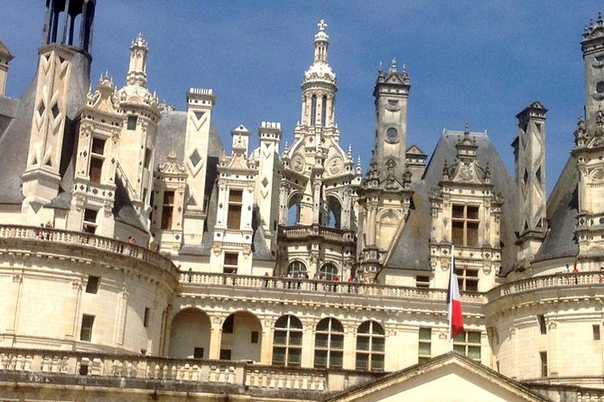 Day at the castles of Chenonceau and Chambord from Blois - Chenonceau: elegant rooms and the Château des Dames
